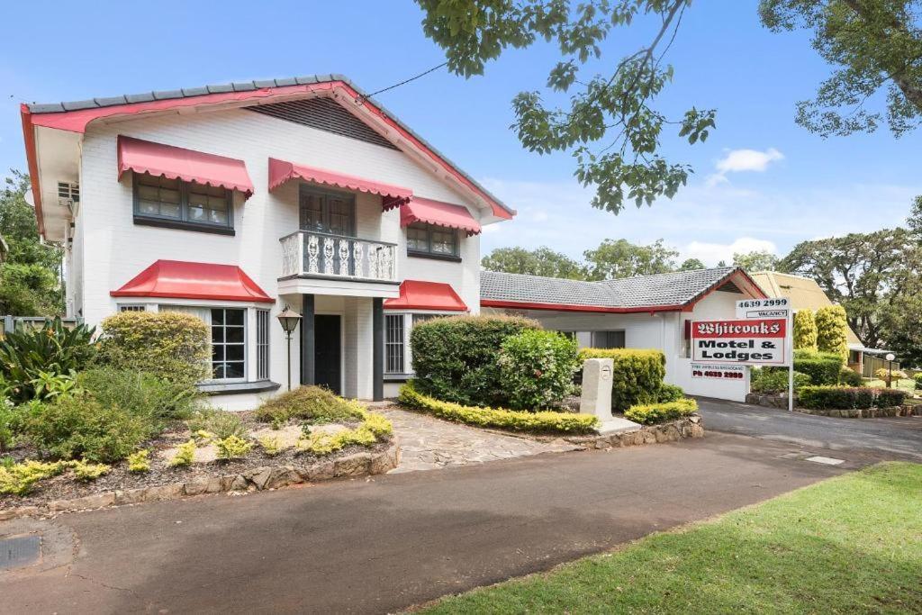 Whiteoaks Motel & Lodges Toowoomba Exterior photo